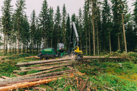 John Deere 1270H harvesters